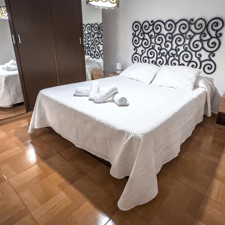APARTAMENTO AL-ALBA - Two-Bedroom Apartment - 26