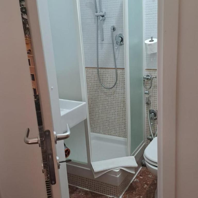 IN ROMA LIFE - Double Room with Private Bathroom - 2