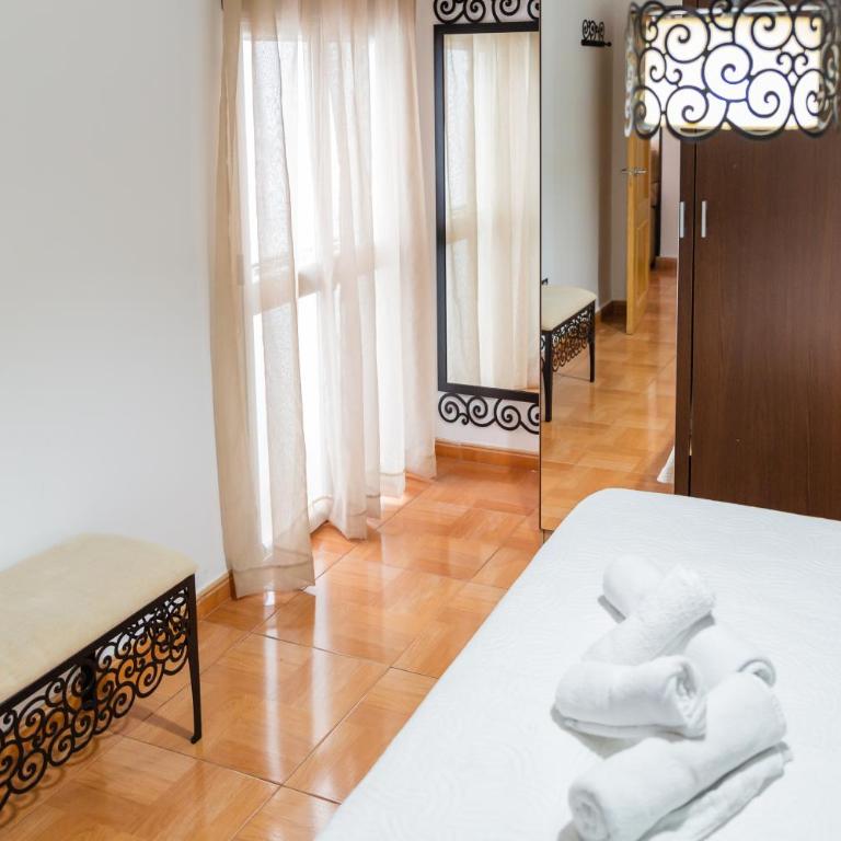 APARTAMENTO AL-ALBA - Two-Bedroom Apartment - 32