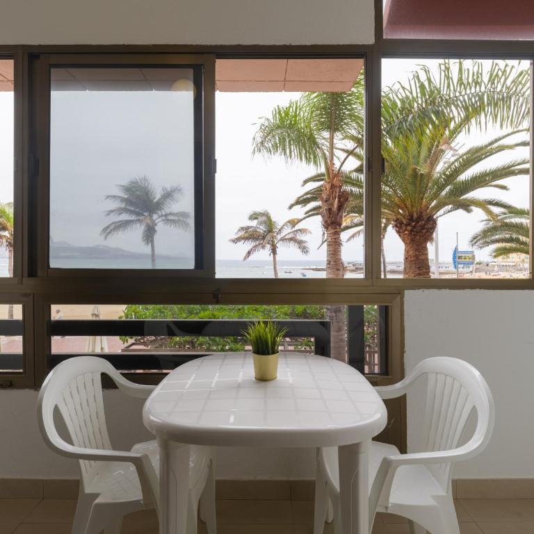 Beach Front Las Canteras By CanariasGetaway - Casa - 34