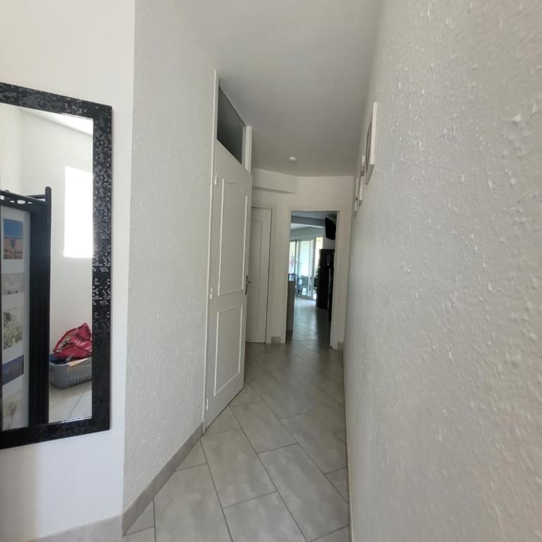 COLLIOURE tres bel appart a 150 metres des plages avec jardin prive et parking dans residence securisee - Apartamento de 2 dormitorios - 13