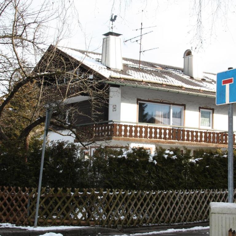 Maisonette Apartment DHH Zugspitzblick mit eigenem Garten - Maisonette-Apartment - 33