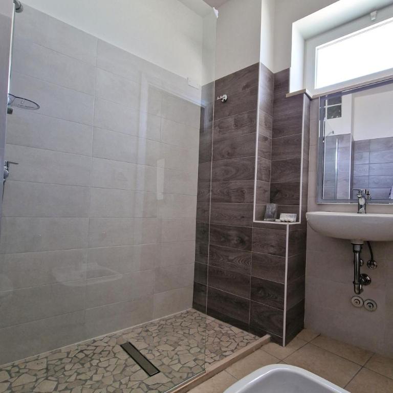 Hotel Rossella - Camera Tripla Standard - 2