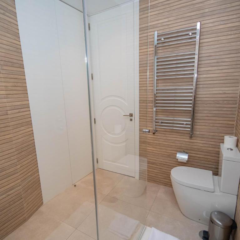 For You Rentals Lujoso y elegante ap TEMPORAL en Centro Madrid ALC353 - Three-Bedroom Apartment - 21