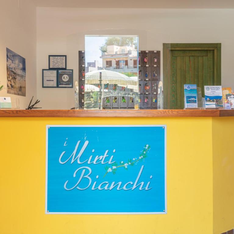 Quaint Residence I Mirti Bianchi 1 Bedroom sleeps 4 Bilo 4 - Apartment - 45