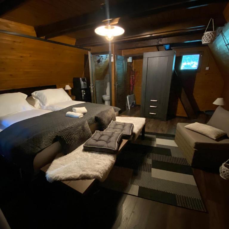 Vikendica Bella - Two-Bedroom Chalet - 21