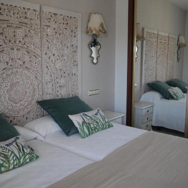 Rochas hotel entero - Villa - 38