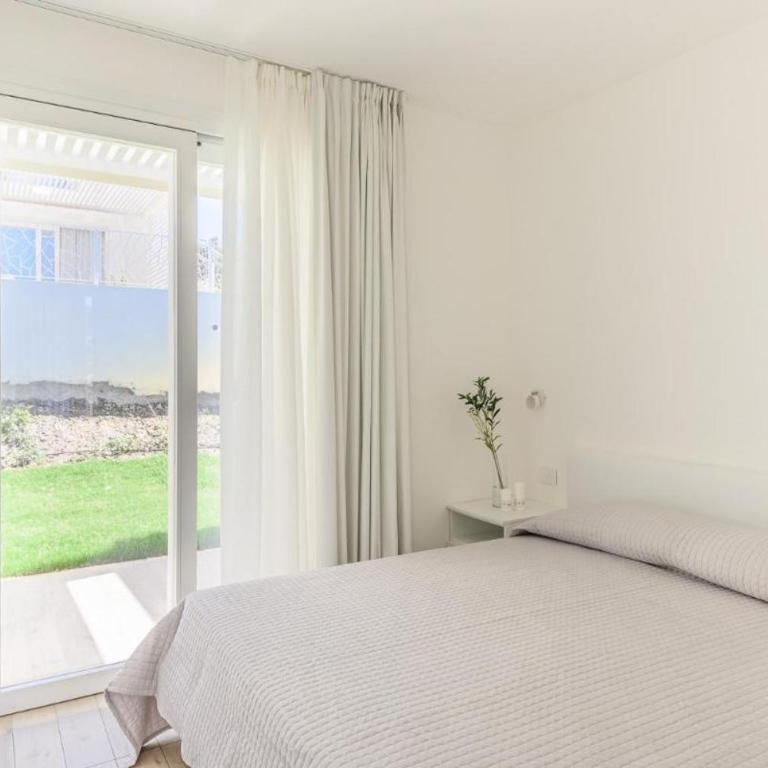 Stunning Capo Falcone Charming Apartments 1 Bedroom Apt sleeps 4 - Appartamento - 3