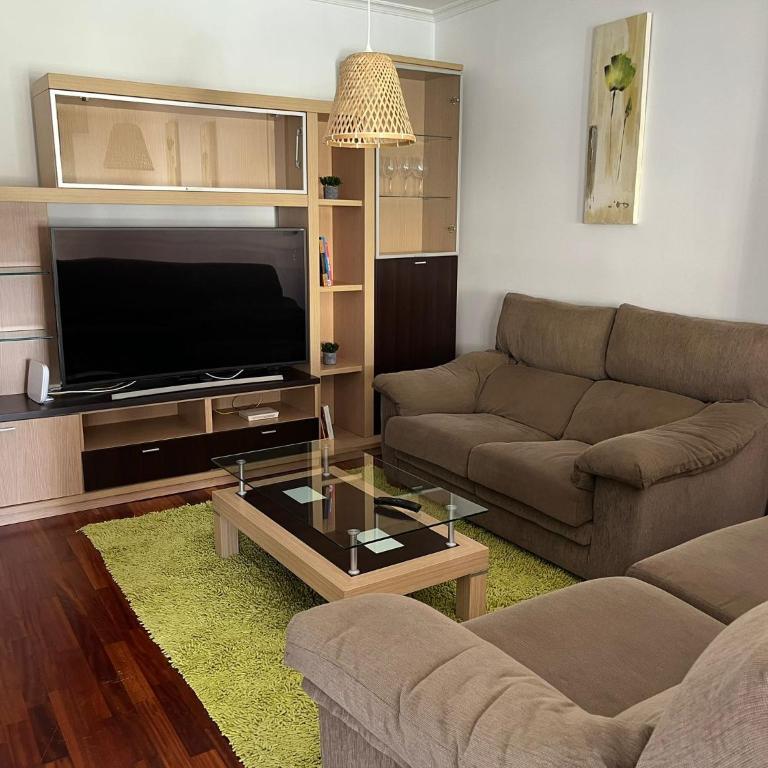 Apartamento moderno en Valga ideal para peregrinos y familias, junto al Camino de Santiago - Three-Bedroom Apartment - 2