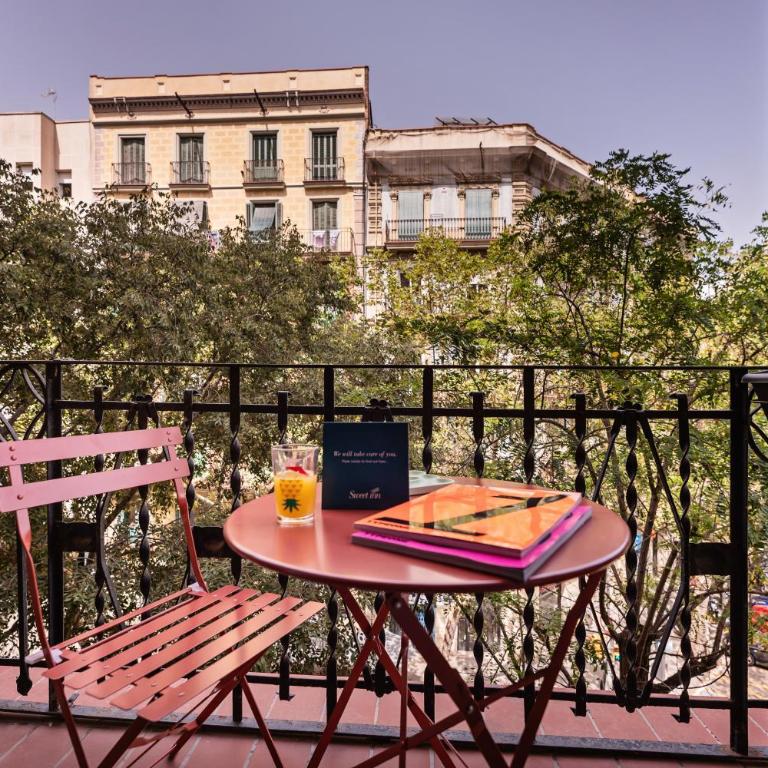Sweett - Casa Miro - Three-Bedroom Apartment - 10