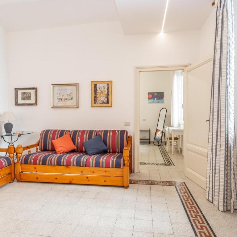 Oscar Apt near Landmarks and Colosseum - Appartamento - 12