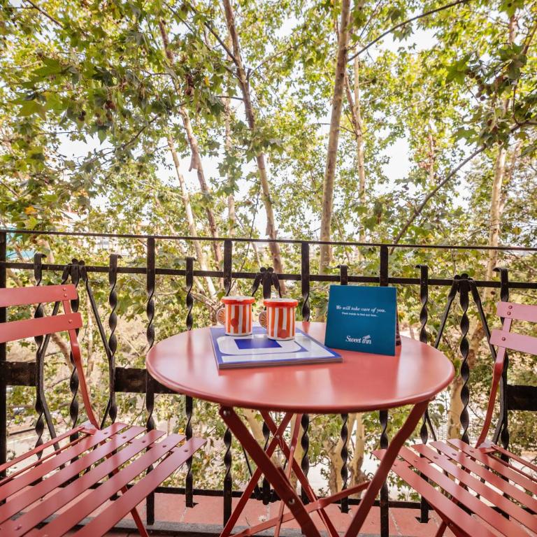 Sweett - Casa Miro - Three-Bedroom Apartment - 6