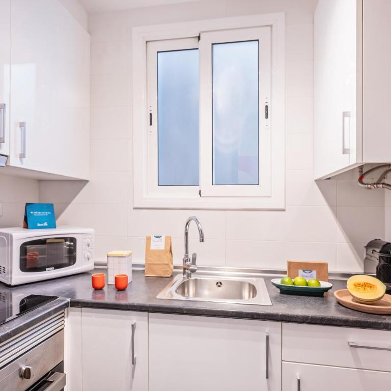 Sweett - Casa Miro - Three-Bedroom Apartment - 6