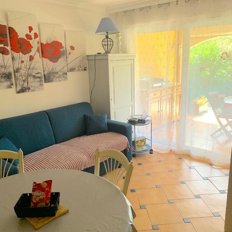 Le Noisetier - Two-Bedroom Apartment - 2