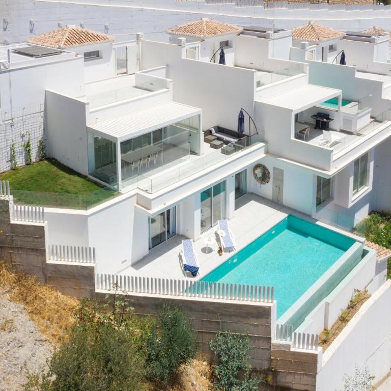 Residencial SANNTONIO - Four-Bedroom House - 15