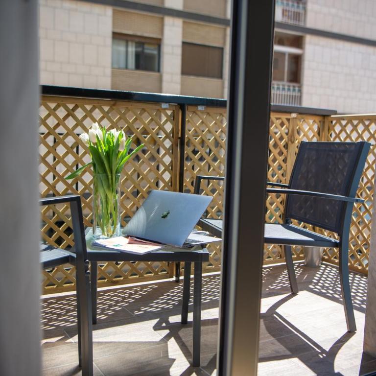 Contemporaneamente 147 - Modern & Comfort Rooms - Standard Double or Twin Room with Balcony - 13