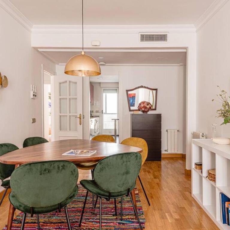 Beautiful flat with pool in the center-S-MARC - Two-Bedroom Apartment - 5