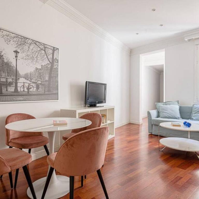 Modern apartment in Chueca INF3Iz4 - One-Bedroom Apartment - 8