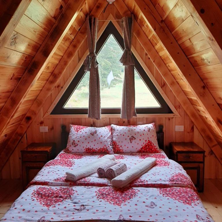 Wooden cottage Podgora - Two-Bedroom Chalet - 14