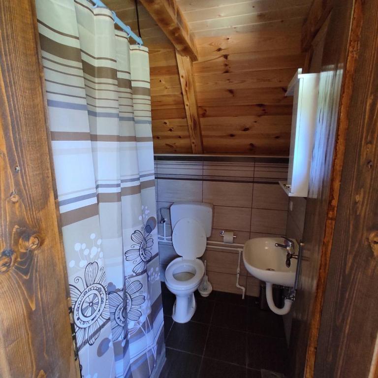 Wooden cottage Podgora - Two-Bedroom Chalet - 16