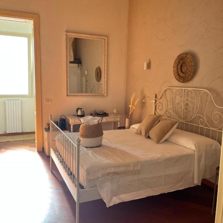 Apulia Journey - Manzoni 11 - Double Room with Private Bathroom - 1