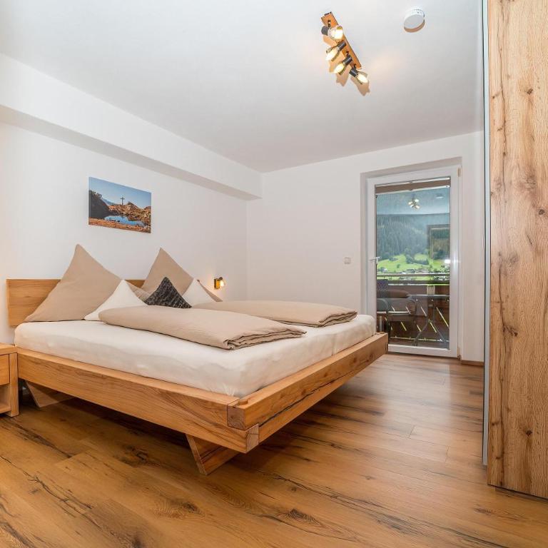 Alpenhaus Thurnher - Apartment mit 2 Schlafzimmern und Dusche - 4