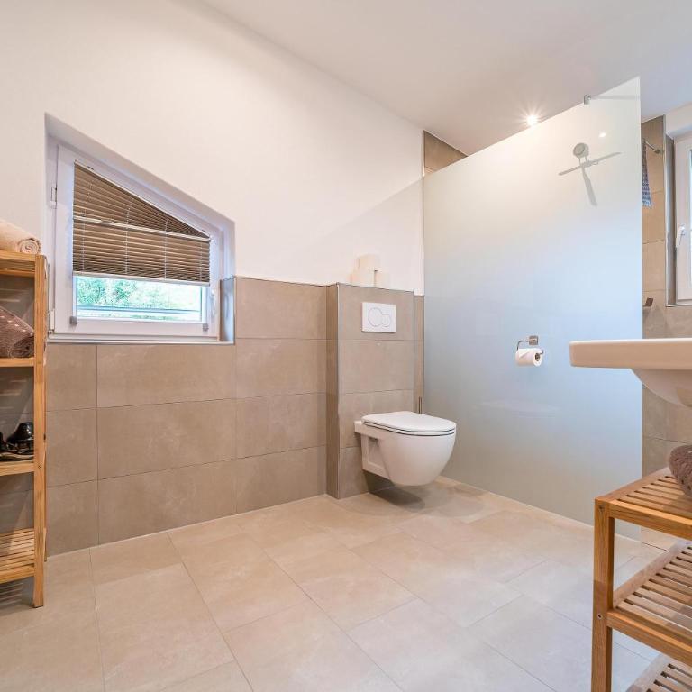 Alpenhaus Thurnher - Apartment mit 2 Schlafzimmern und Dusche - 16