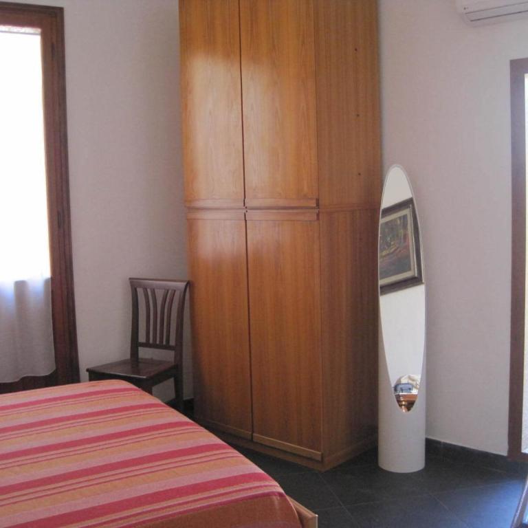 B&B Il Brigante - Camera Matrimoniale con Bagno Privato Esterno - 10