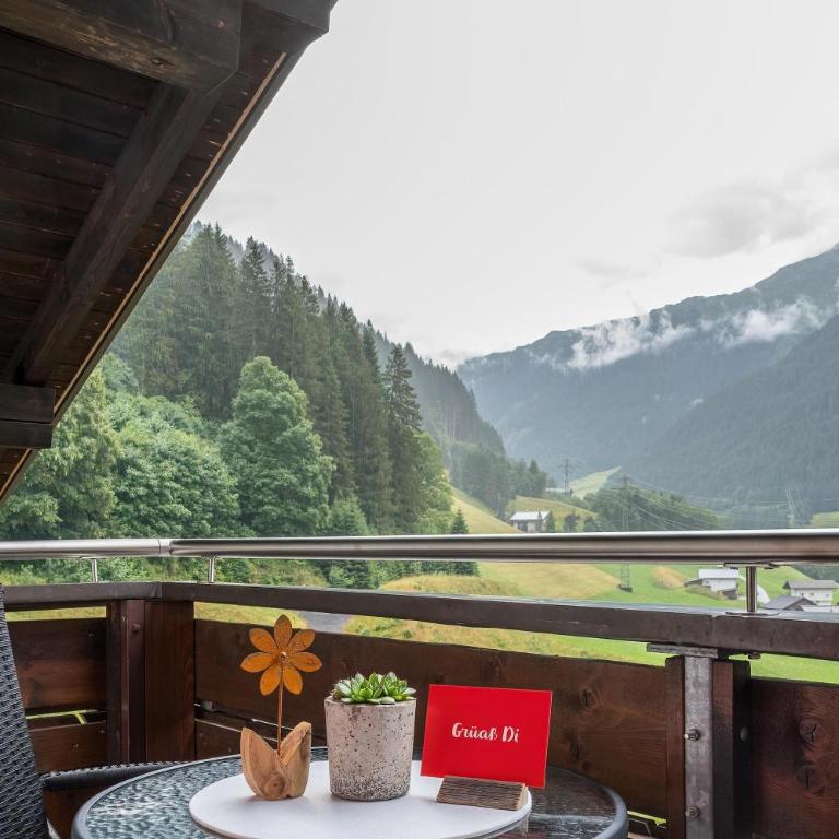 Alpenhaus Thurnher - Apartment mit 2 Schlafzimmern und Dusche - 23