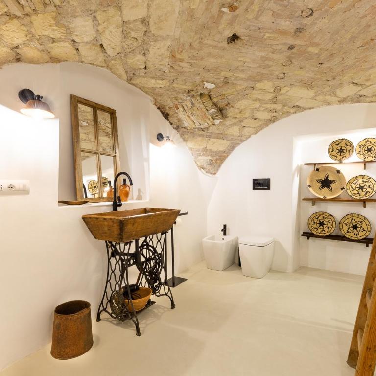 Crobi Museum and Suites - Deluxe Suite - 2
