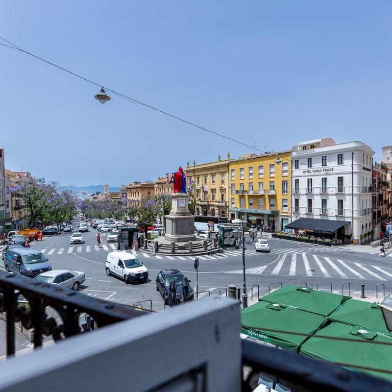 Crobi Museum and Suites - Suite with Balcony - 4