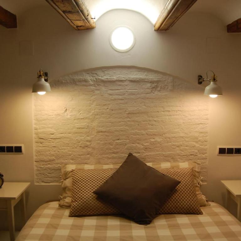Next to Central Market, Cathedral and Town Hall - Two-Bedroom Apartment - 43