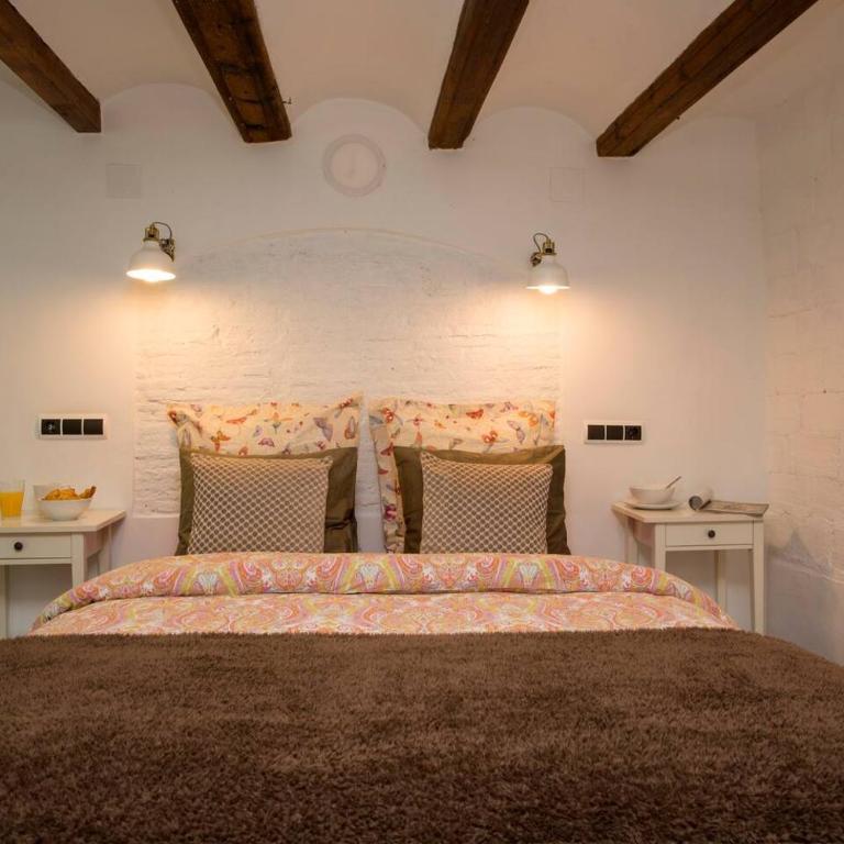 Next to Central Market, Cathedral and Town Hall - Two-Bedroom Apartment - 19