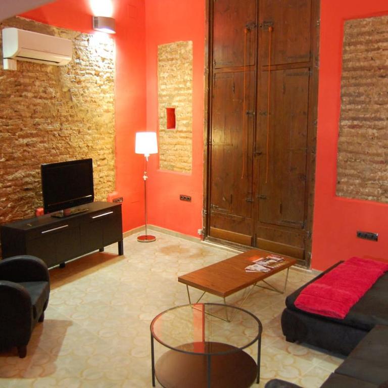 Next to Central Market, Cathedral and Town Hall - Two-Bedroom Apartment - 67