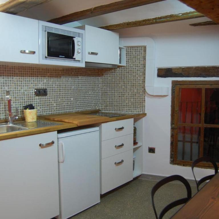 Next to Central Market, Cathedral and Town Hall - Two-Bedroom Apartment - 70