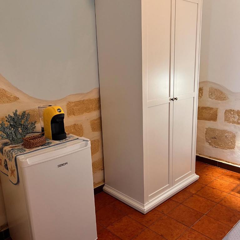Celeste Rooms - Camera Matrimoniale con Bagno Privato - 17