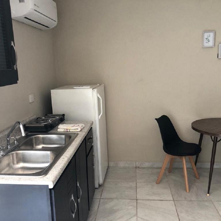 Olímpica - Room Plata - 5 Min Malecón - Two-Bedroom House - 2