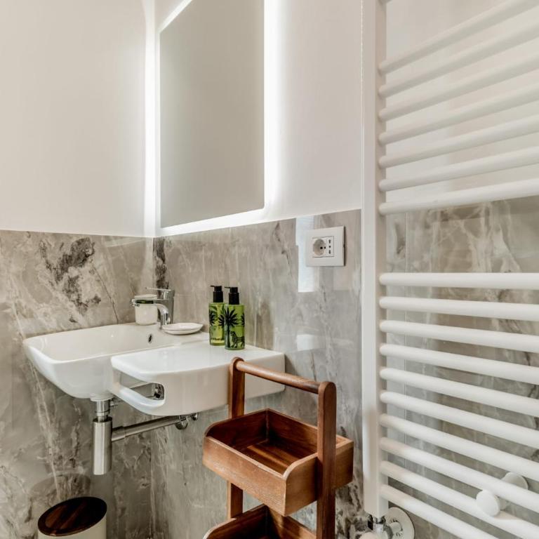 APT ROME - Vittoria Palace - One-Bedroom Apartment - 4