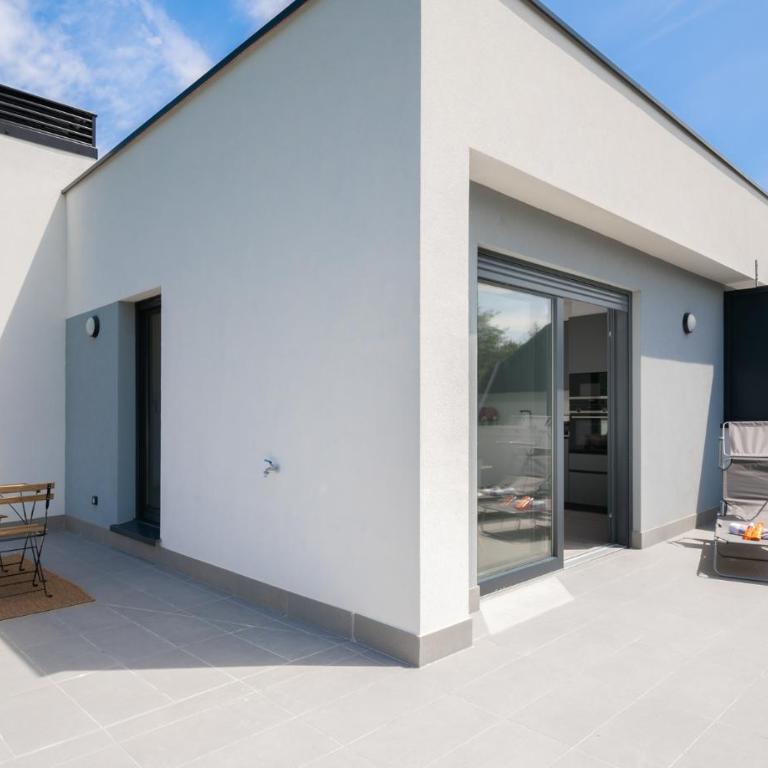 Ático en Llanes con gran terraza, piscina y pista de paddel - Two-Bedroom Apartment - 20