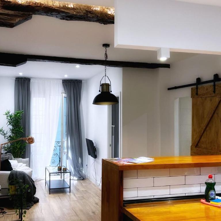 Bilbao Ronda apartamento con balcón Casco Viejo - One-Bedroom Apartment - 2