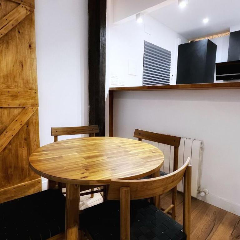 Bilbao Ronda apartamento con balcón Casco Viejo - One-Bedroom Apartment - 18