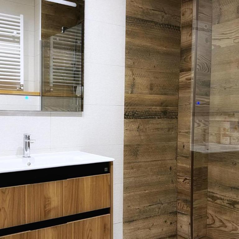 Bilbao Ronda apartamento con balcón Casco Viejo - One-Bedroom Apartment - 20