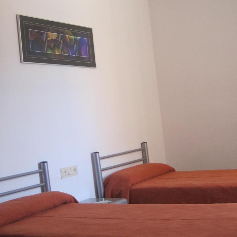 Albergue Inturjoven Almeria - Cama en habitación compartida de 2 camas - 4
