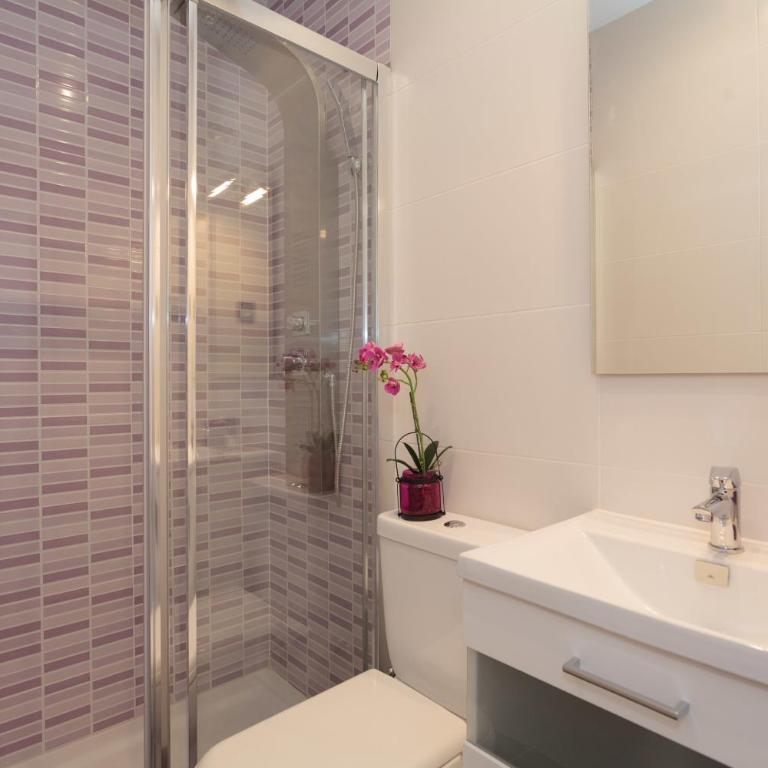 CITY CENTER TWO BEDROOMS APARTMENT, IN A 1870's FULL RENEWED BUILDING - Two-Bedroom Apartment with Balcony - 19