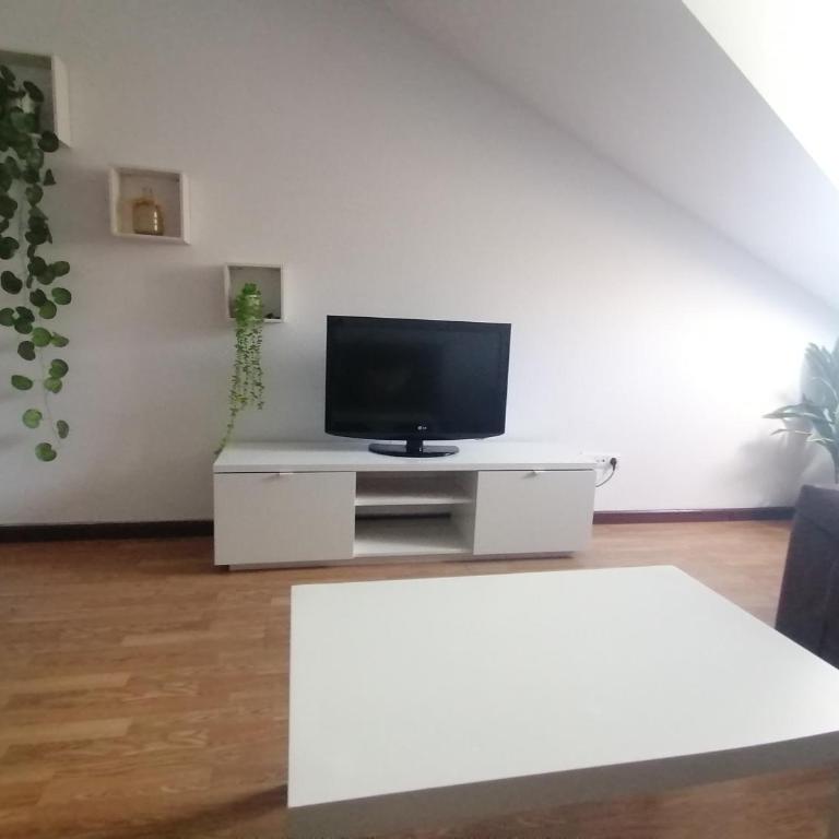 Ático 3 hab en centro de Cangas - Apartamento de 3 dormitorios - 11