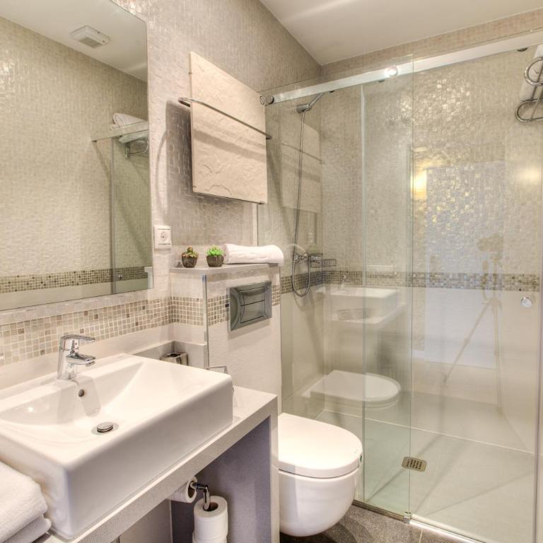Hotel Montenegro Compostela - Habitación Doble Superior - 3