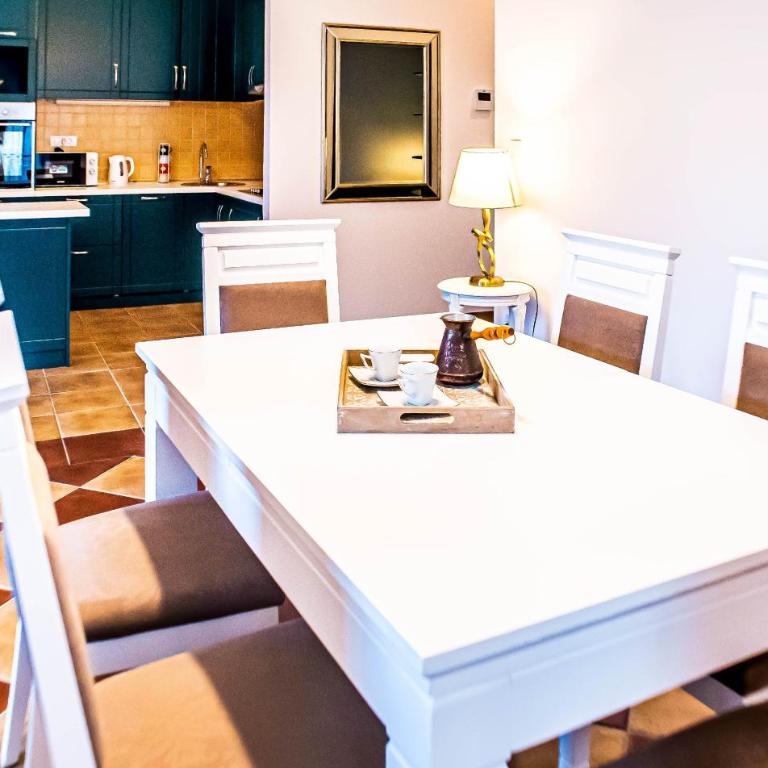 Villa Chantal - Apartment with Balcony - 19