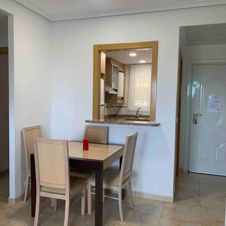 Apartamento con vistas al mar y montaña - Apartamento de 2 dormitorios - 15