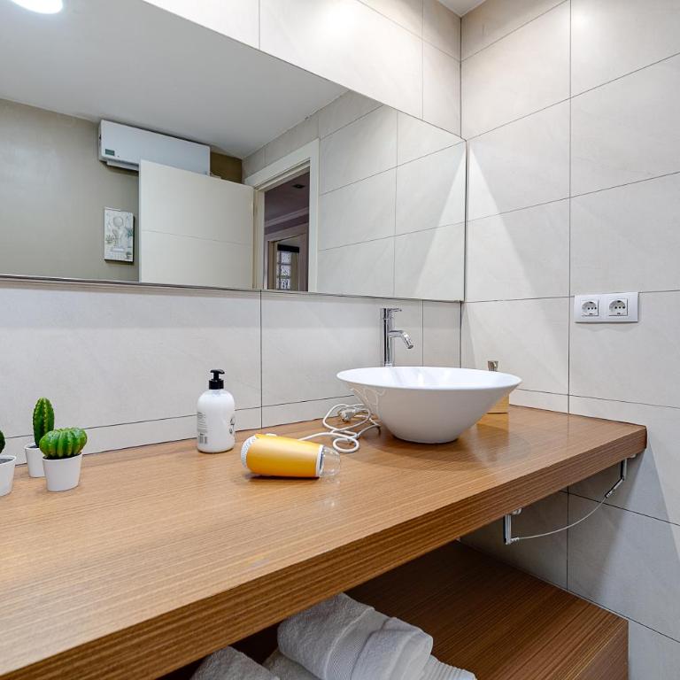 HB Apartments - Mercado Central - Rambla Alicante - La Suite de la Playa - Two-Bedroom Apartment - 27