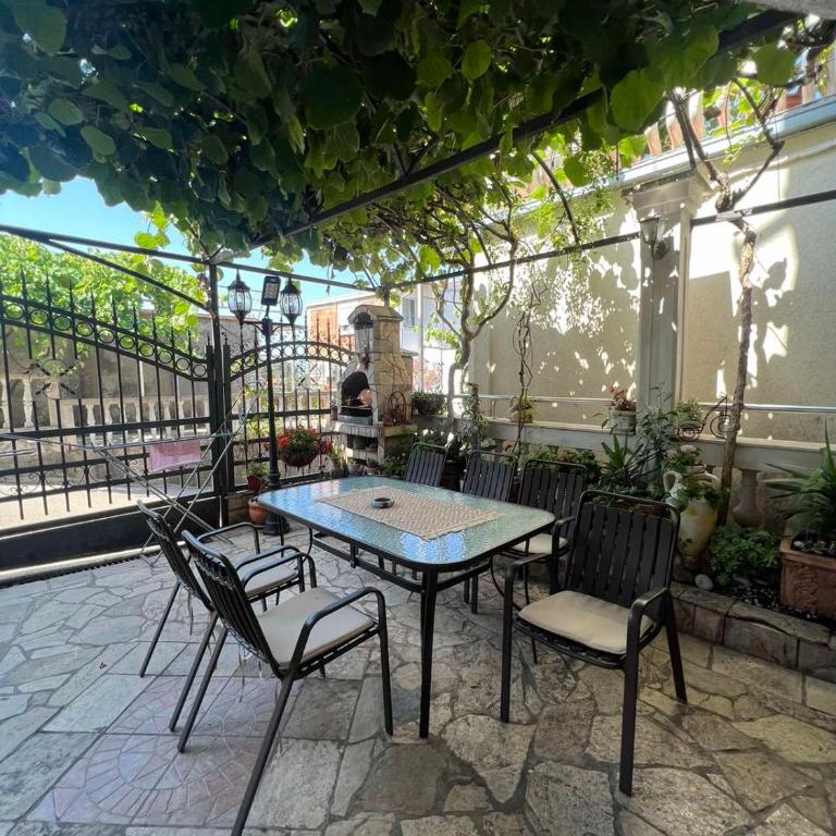Apartments Moracanin - Apartman - 3